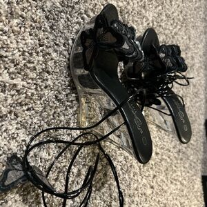 Elegant Black Lace Women's Shoes